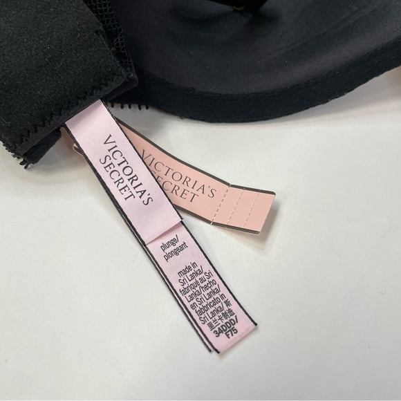 NEW Victorias Secret 34DDD Lightly Lined Plunge Bra Solid Black Lace Underwire - Picture 5 of 8